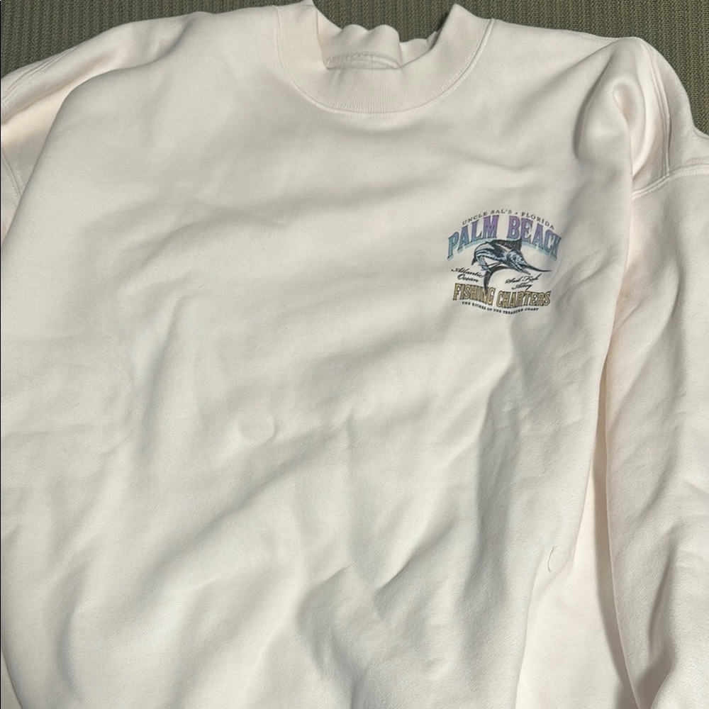 Abercrombie crewneck NWT